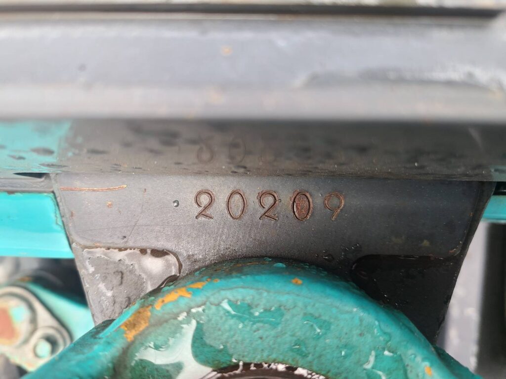 28 / 28